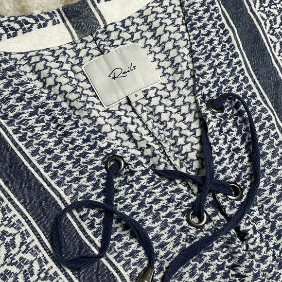 Rails Lily Blouse in Sapphire Jacquard - Picture 2 of 14